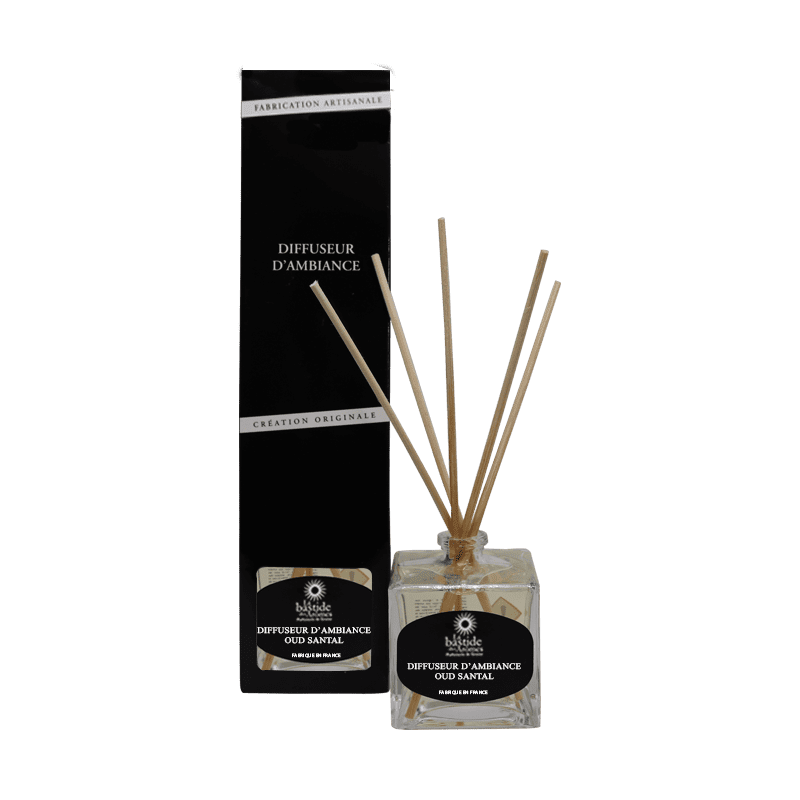 Diffuseur d'ambiance Oud - Santal 100 ml Diffuseur d'ambiance Oud - Santal 100 ml